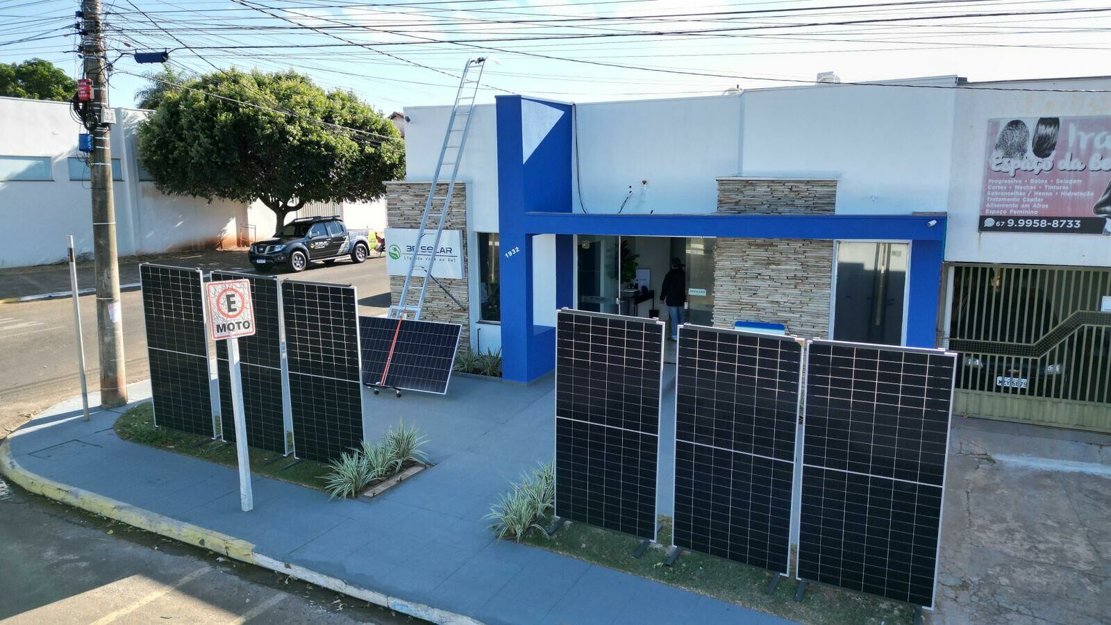 Imagem de compartilhamento para o artigo Instalação profissional e manutenção garantem segurança e economia na energia solar em Costa Rica, alerta 3R Solar da MS Todo dia